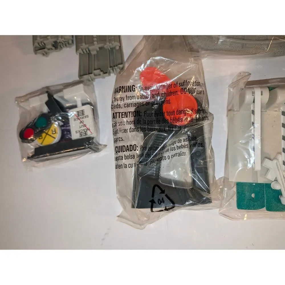 Lionel Little Lines Freight Train Set #7-11370 Remote Control NEW Complete READ